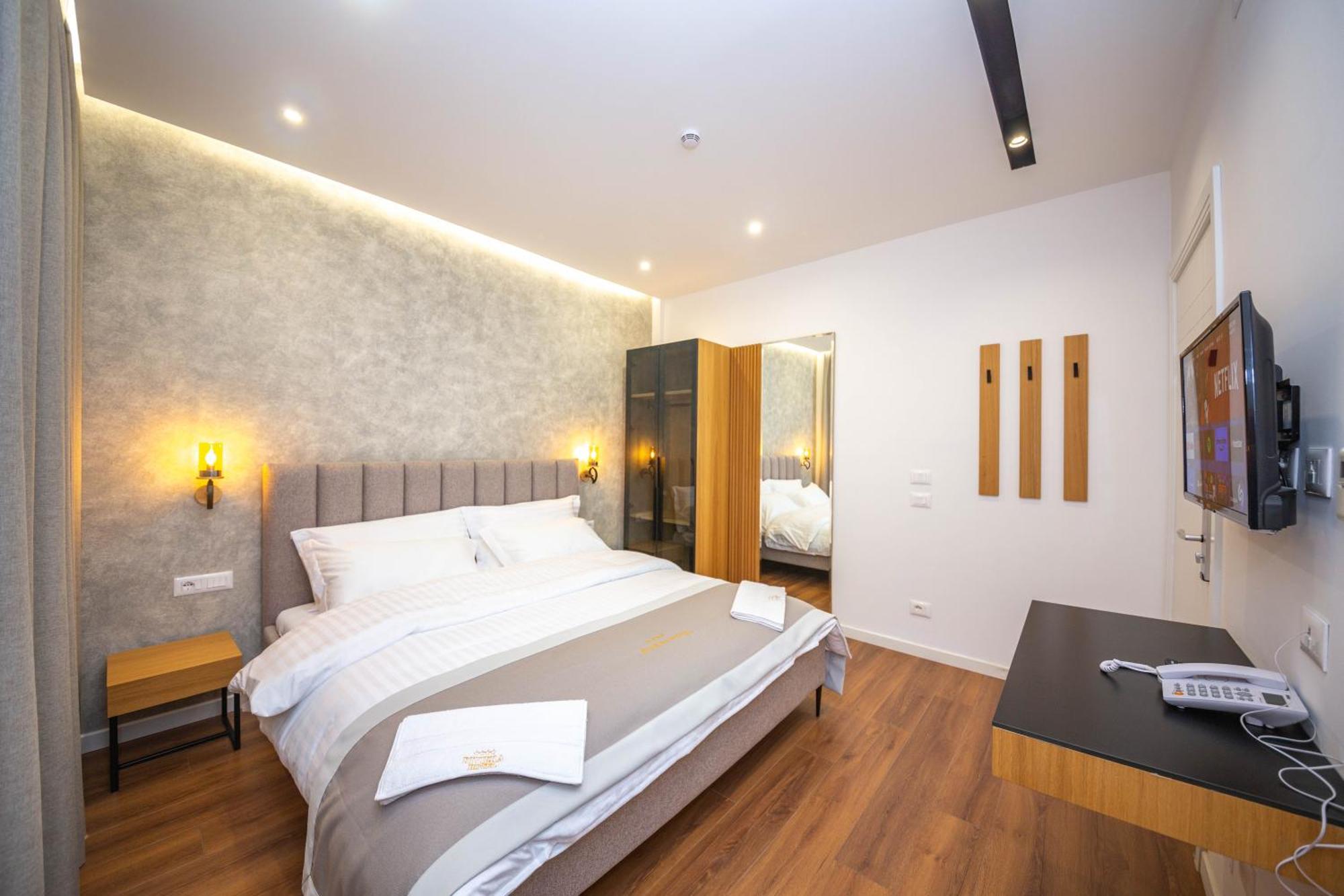 Hotel Riviera Kamez Oda fotoğraf