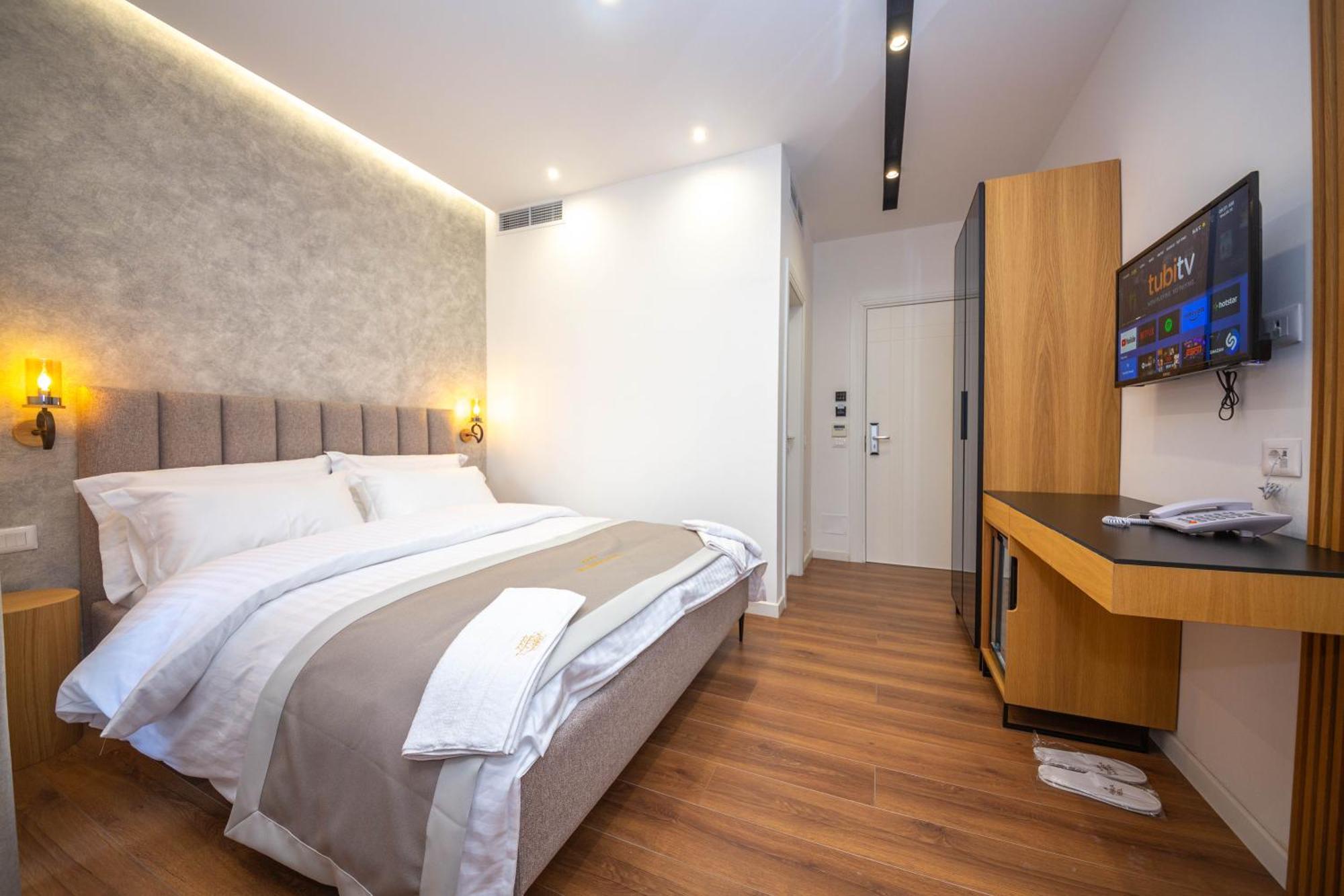 Hotel Riviera Kamez Dış mekan fotoğraf