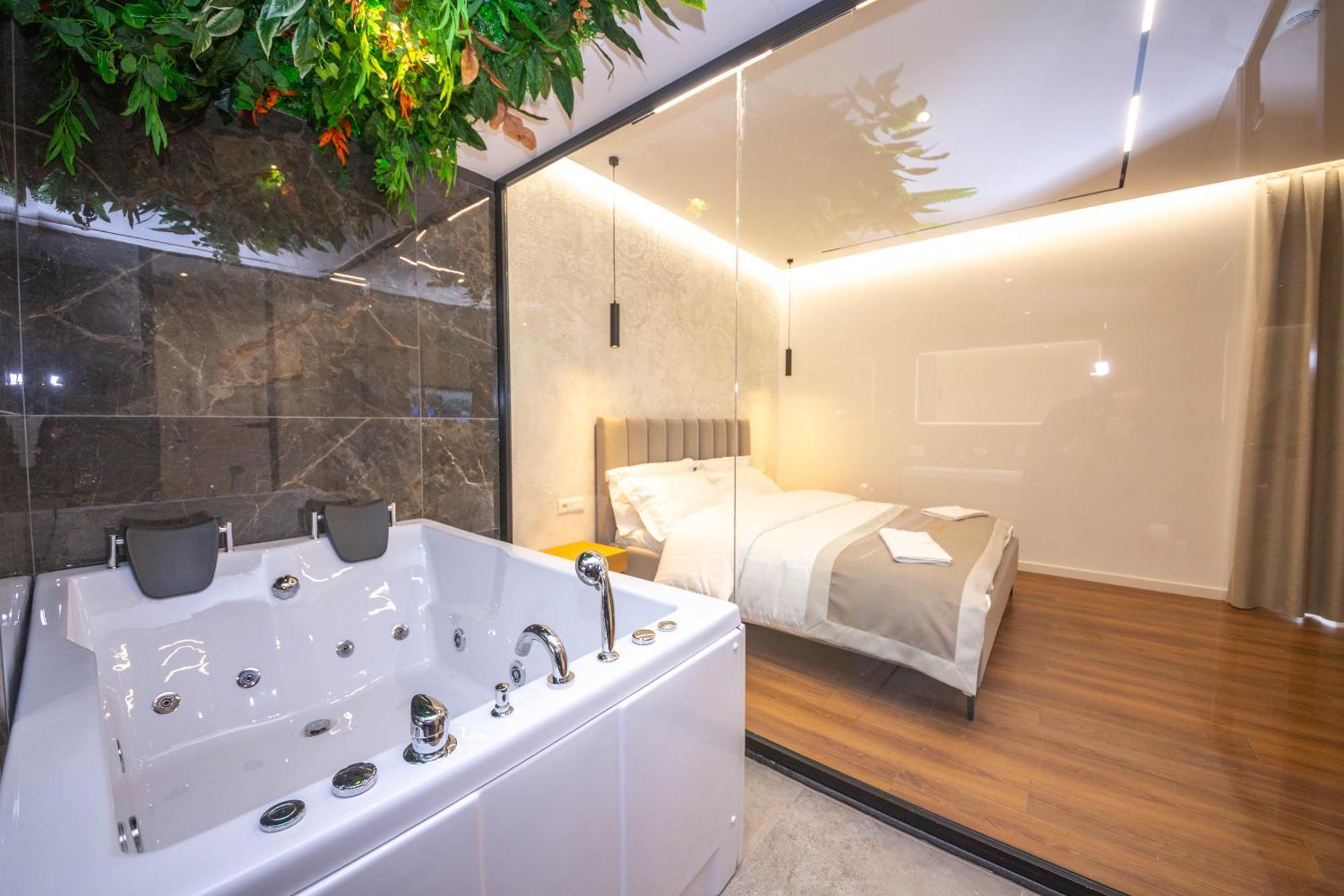 Hotel Riviera Kamez Dış mekan fotoğraf