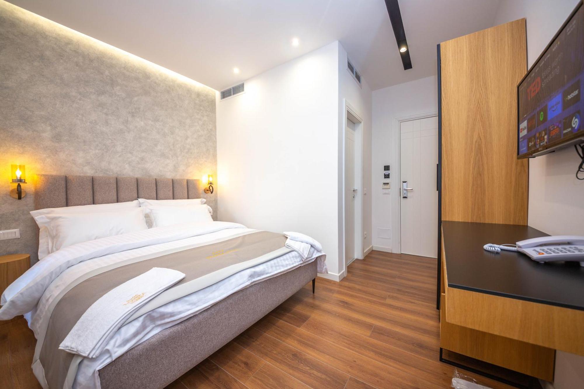 Hotel Riviera Kamez Dış mekan fotoğraf