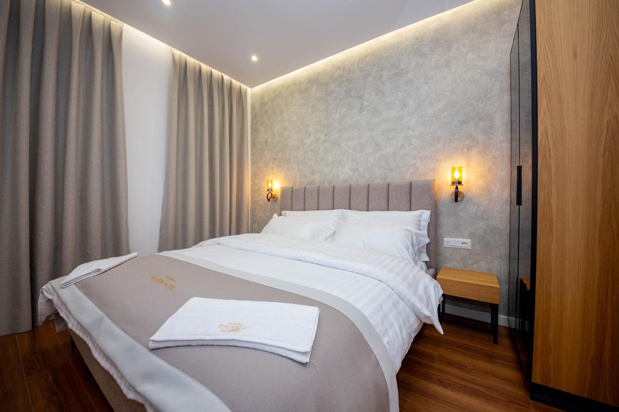 Hotel Riviera Kamez Oda fotoğraf