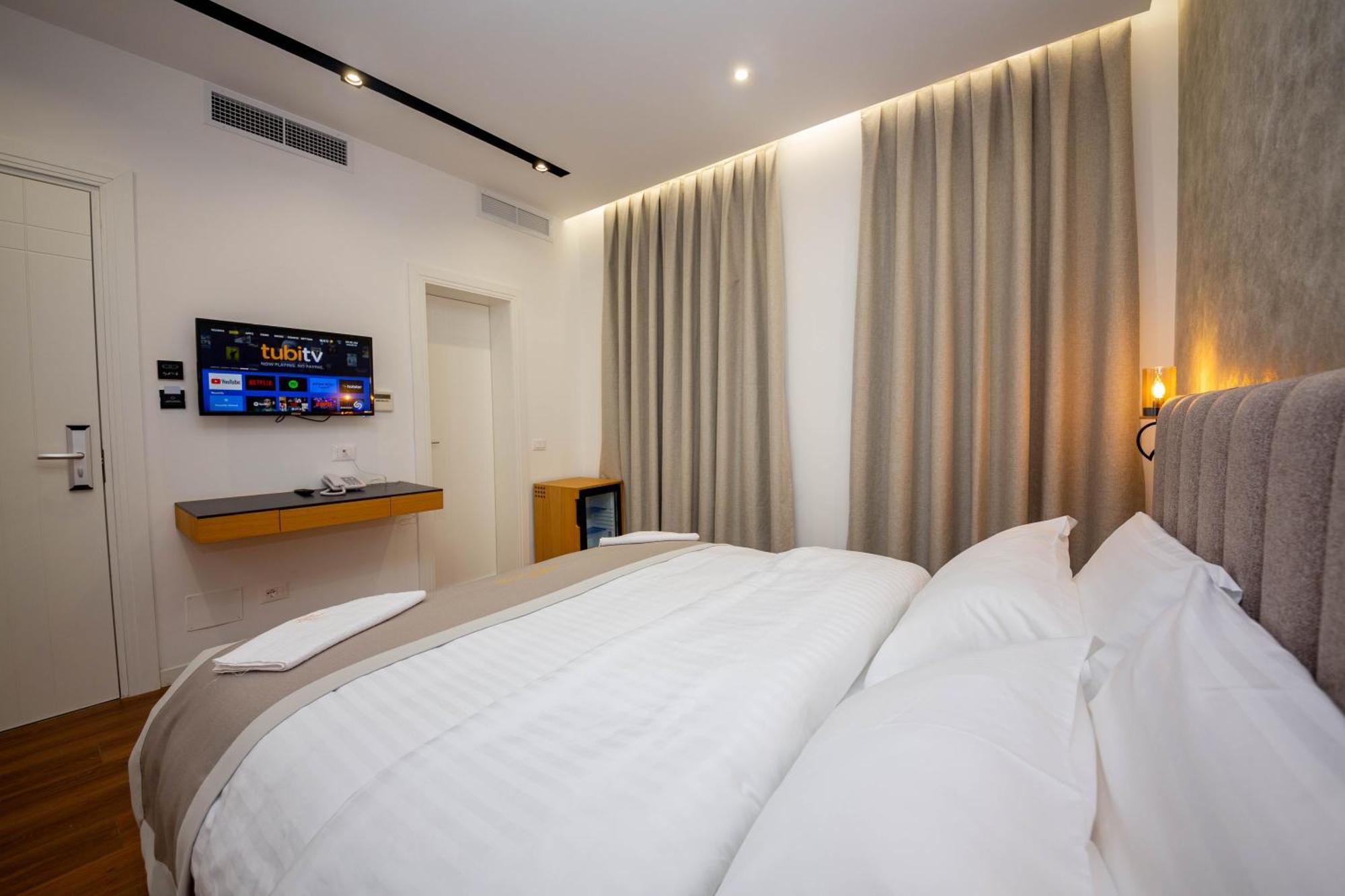 Hotel Riviera Kamez Oda fotoğraf